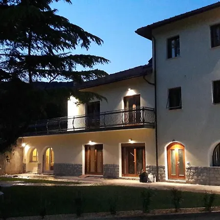 Villa Torbole-2